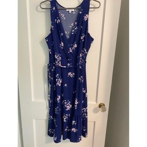 Sleeveless floral midi dress